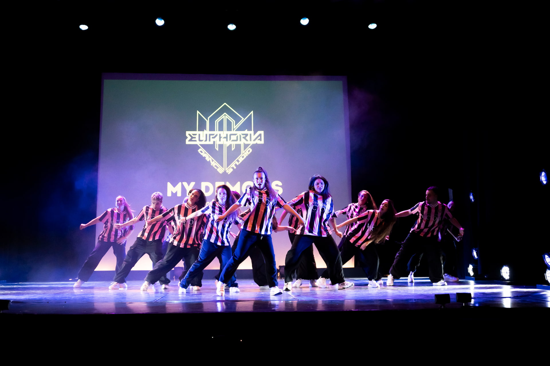 CLASES DE DANZA URBANA